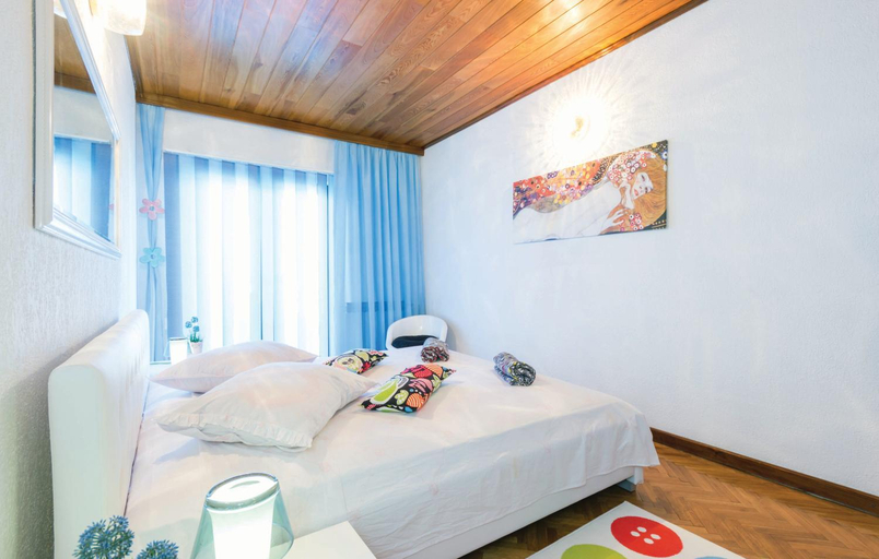 Bedroom 4, Rooms Croatia with parking, kitchen and dining area for guests, Rijeka