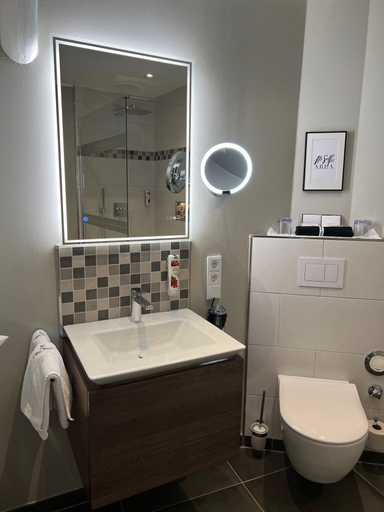 Bathroom 4, Boutique-Hotel Moseltor, Bernkastel-Wittlich