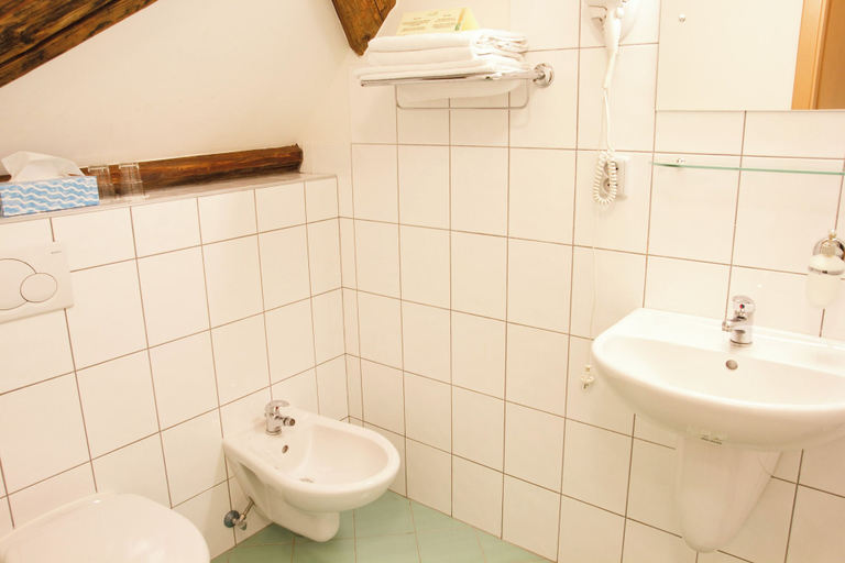 Bathroom 4, Hotel Adalbert, Praha 6