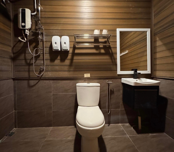 Bathroom 4, The Barat Perhentian Beach Resort, Besut