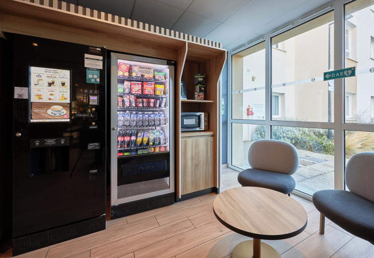 Food & Drinks 5, B&B HOTEL Ouistreham, Calvados