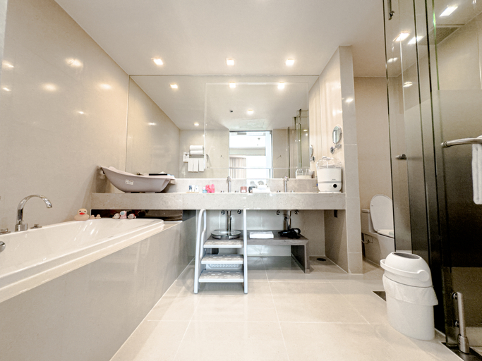 Bathroom 4