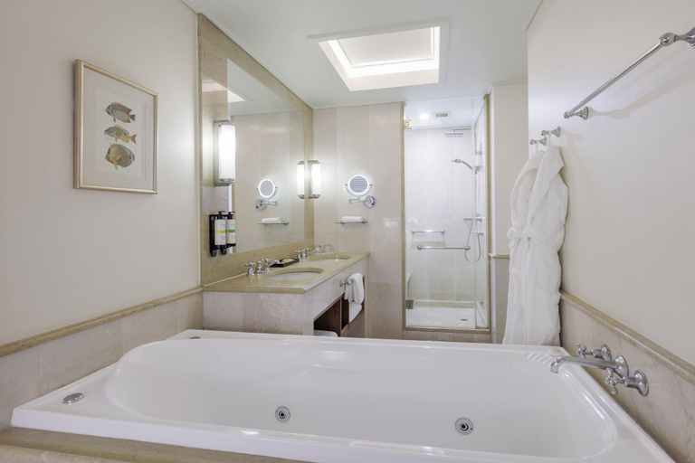 Bathroom 25