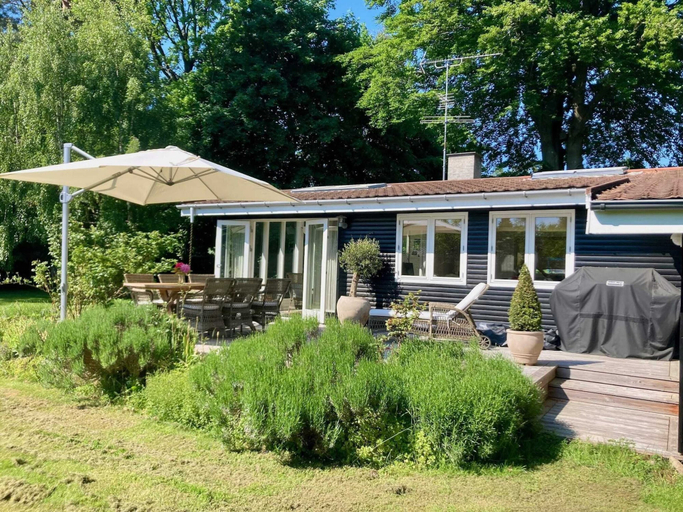 Outdoor dining, 6 Person Holiday Home in Hornbaek, Helsingør