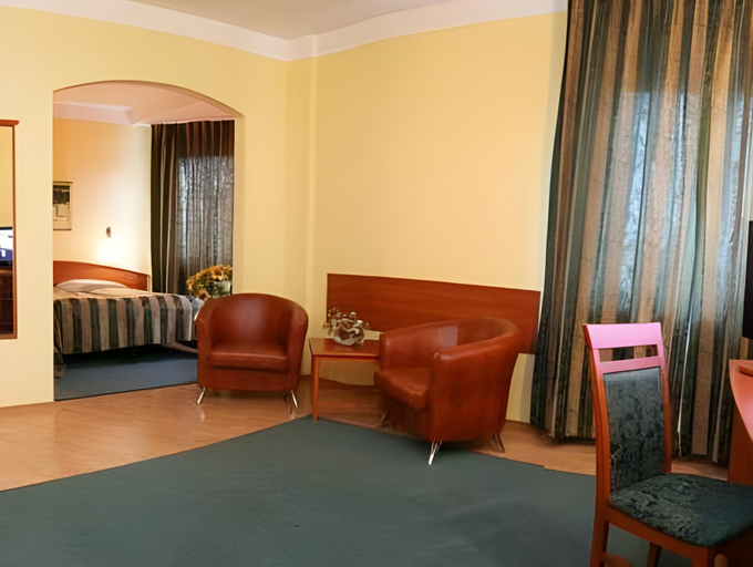 Bedroom 8
