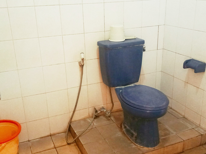 Bathroom 5