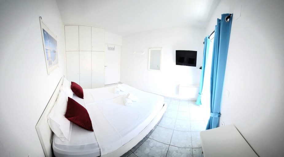 Bedroom 1, Domus Dulcis Domus, Crete