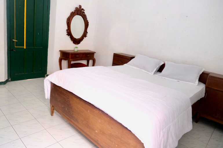 Aurora Stay Near Merapi by Smart Digital Assistants, Sleman