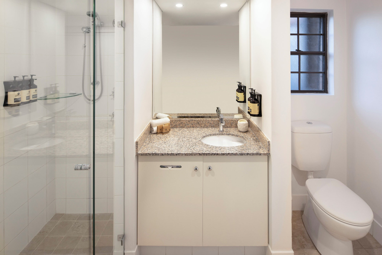 Bathroom 4
