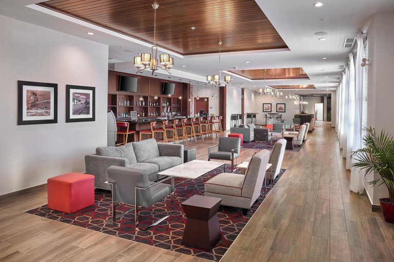 Food & Drinks 5, Four Points by Sheraton Edmonton West, Division No. 11