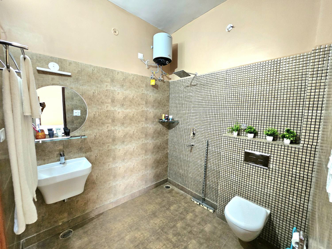Bedroom 2, Blissful Townhouse - Private Villa- 2BK With Garden,Kitchen,Pet friendly, Garhwal