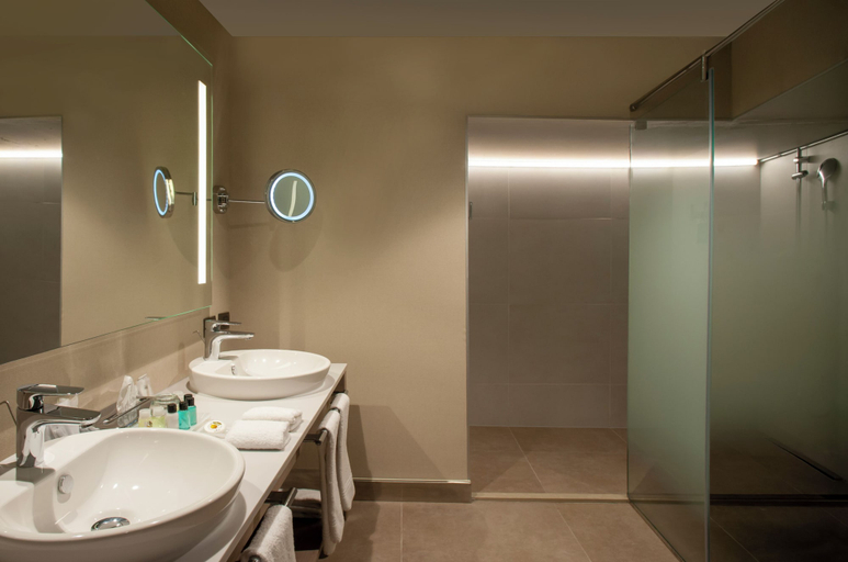 Bathroom 4, Four Points by Sheraton Izmir, Karşıyaka