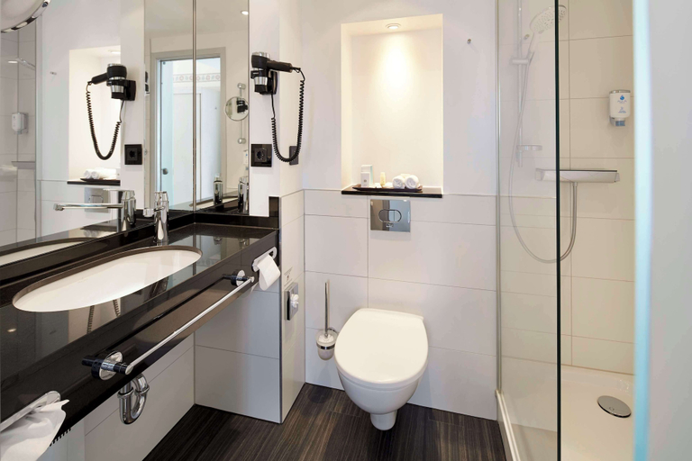 Bathroom 4, Best Western Hotel Helmstedt am Lappwald, Helmstedt
