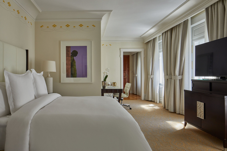 Bedroom 4, Four Seasons Hotel Gresham Palace Budapest, Budapesti