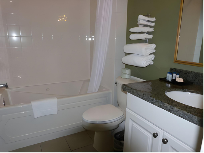 Bathroom 7