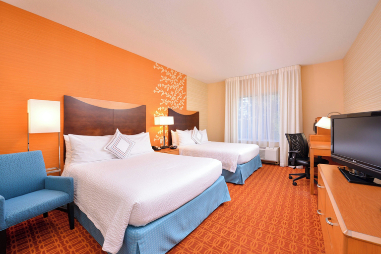 Bedroom 2, Fairfield Inn & Suites by Marriott White Marsh, Baltimore