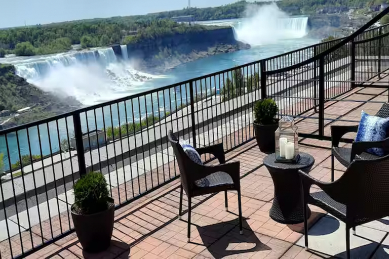 Others 5, The Brock Niagara Falls Fallsview, Tapestry by Hilton, Niagara