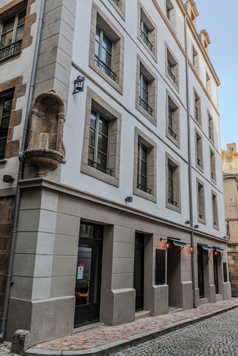 Exterior & Views 2, Hôtel Anne de Bretagne, Ille-et-Vilaine