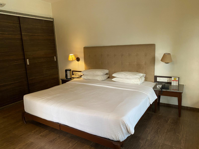 Bedroom 3, Silent Hills Resort, Palghar