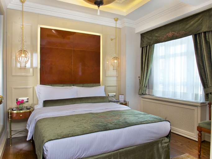 Bedroom 3, Taksim Star Hotel, Beyoğlu