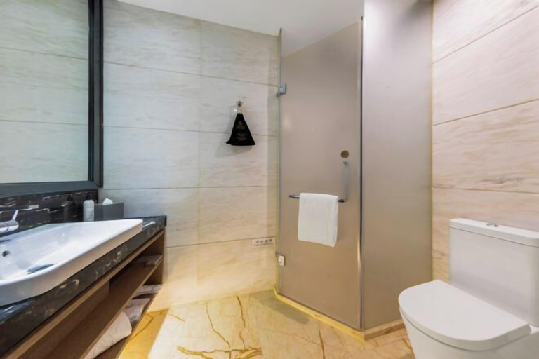 Bathroom 11