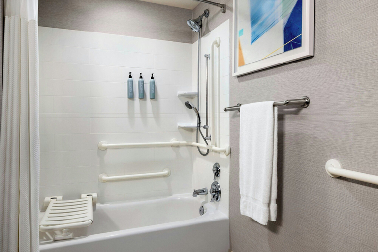 Bathroom 3, Courtyard by Marriott Burlington Mt. Holly Westampton, Burlington