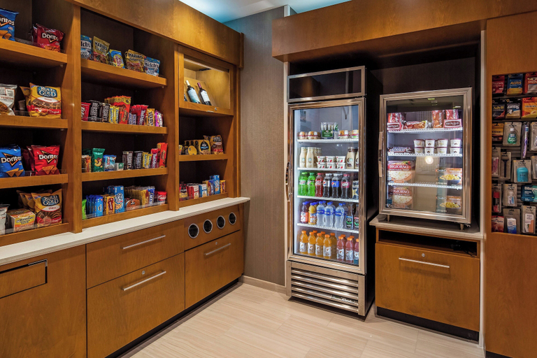Food & Drinks 5, Springhill Suites by Marriott Chambersburg, Franklin