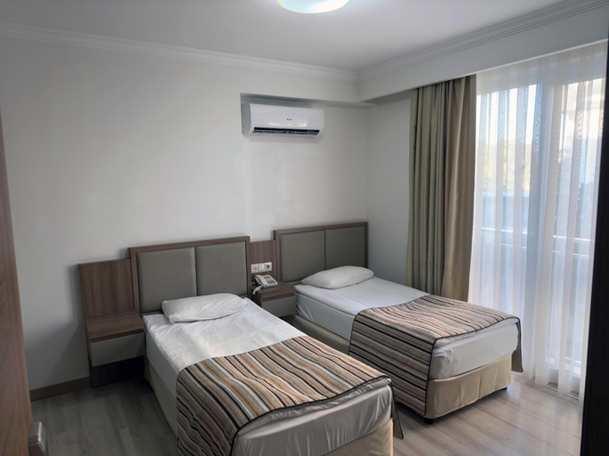 Bedroom 2, Hotel Mandalin, Antalya
