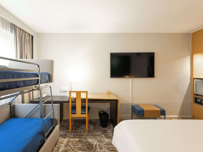Bedroom 10