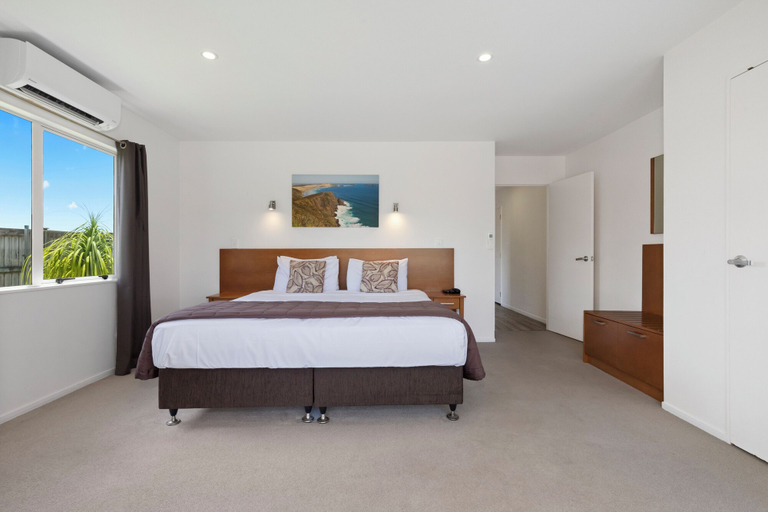 Bedroom 4, Taipa Beach Resort, Far North