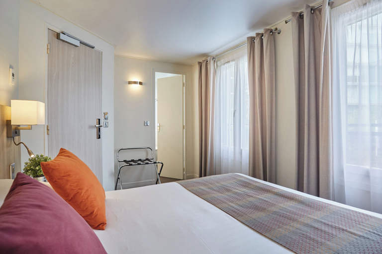 Bedroom 4, Beaugrenelle Tour Eiffel, Paris