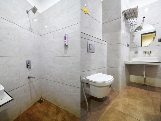 Bathroom 4, HOTEL MIRACLE, Ujjain