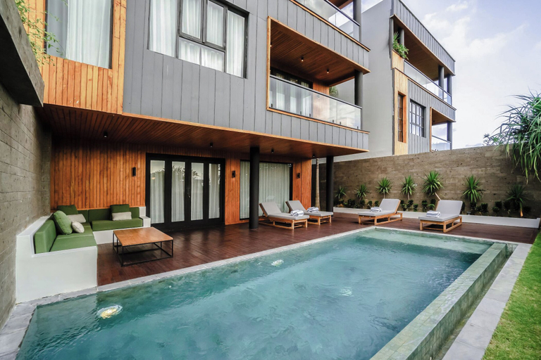 Swimming Pool 10