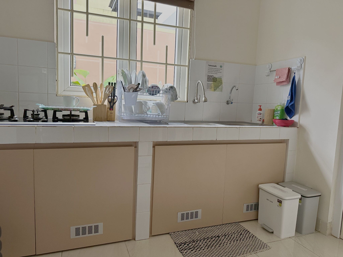 Dining Room 6