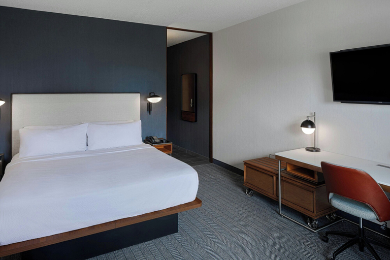 Bedroom 2, Courtyard by Marriott Dayton South/Mall, Montgomery