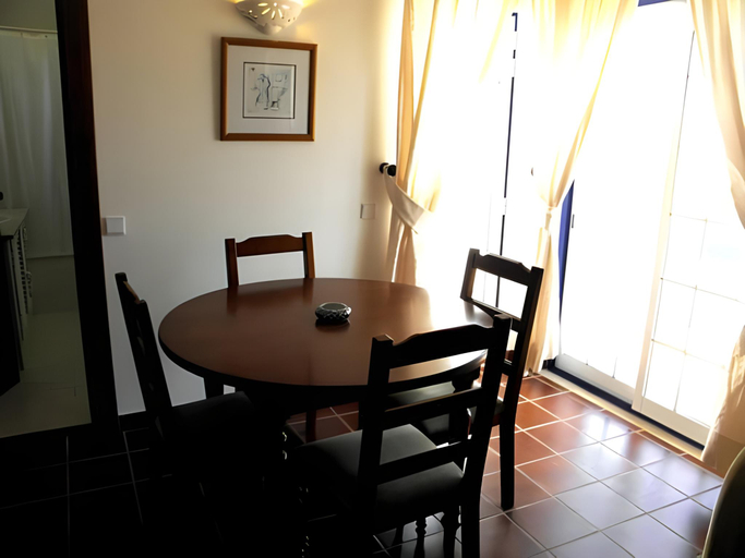 Dining Room 17