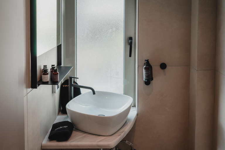Bathroom 3, ELA FIVE RESIDENCES, Attica