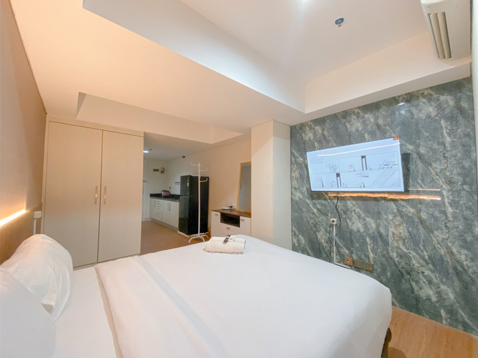 Comfy Studio Room at Marquis de Lafayette Apartment By Travelio, Semarang