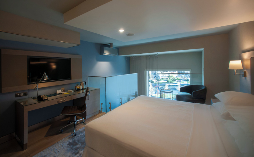 Bedroom 2, Four Points by Sheraton Izmir, Karşıyaka