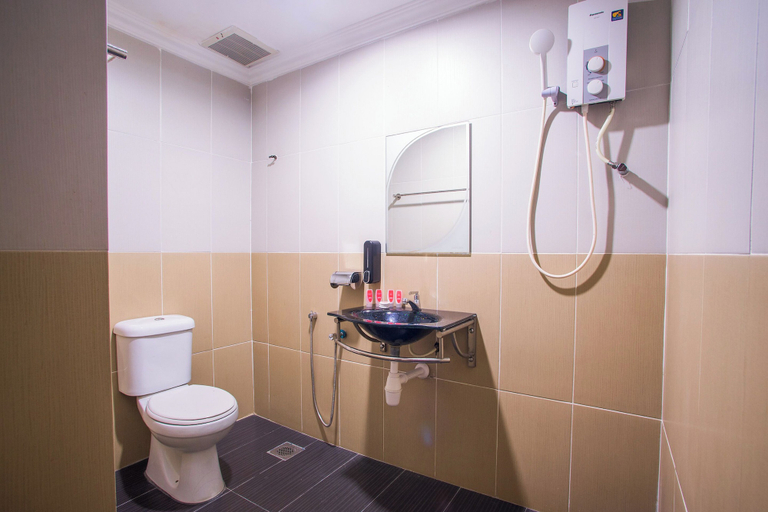 Bathroom 4, Hotel O Casavilla Hotel, Batu Caves