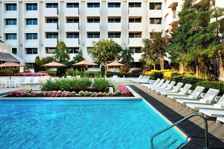 Exterior & Views 3, Sheraton Greensboro at Four Seasons, Guilford