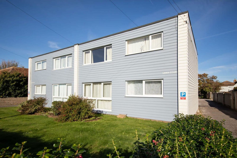 Exterior & Views 2, Sunny Modern Nr Beach Village w Parking, West Sussex