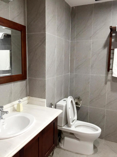 Bathroom 3, Grand Pearl Minh Chau - Quan Lan, Vân Đồn