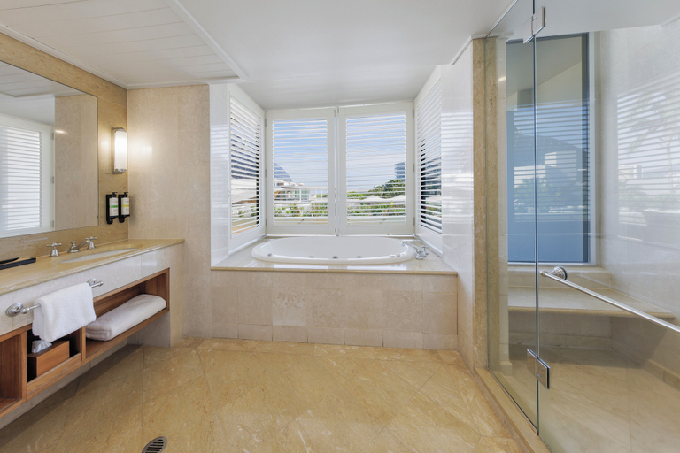 Bathroom 4