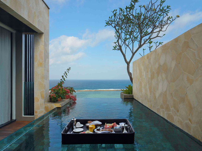 Swimming Pool 23