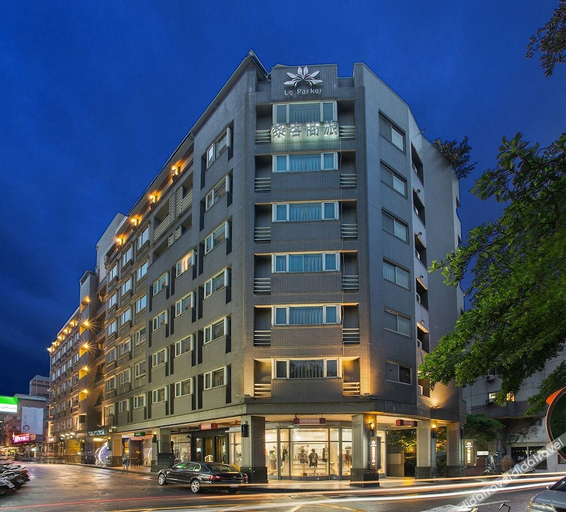 Exterior & Views 1, CHECK inn Express Taichung Fengchia, Taichung