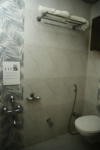 Bathroom 4, Shaleen Elegance Home Stay -Near Nakki Lake-Male Stag Not Allowed, Sirohi