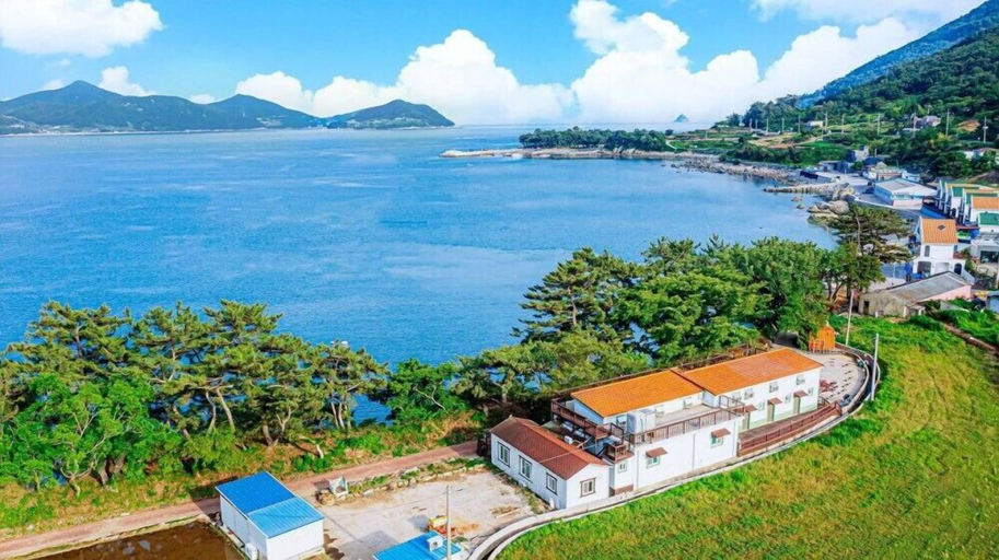 Others 1, Namhae Dream Pension, Namhae
