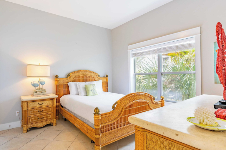 Bedroom 3, Gulfside Oasis by Avantstay Steps to Beach w/ Bbq, Pool & Video Arcade MAX OCC 20, Walton