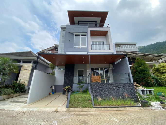 Villa Kusuma Pinus M67